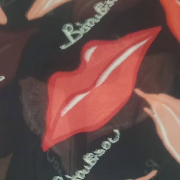 Bisou Bisou,women's shirt, Bisou Bisou women's button down shirt size M - Picture 5 of 6